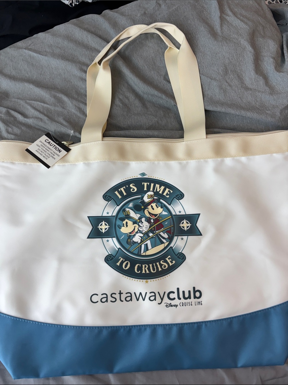 Castaway Cream and Gold Castaway Club Tote Interior